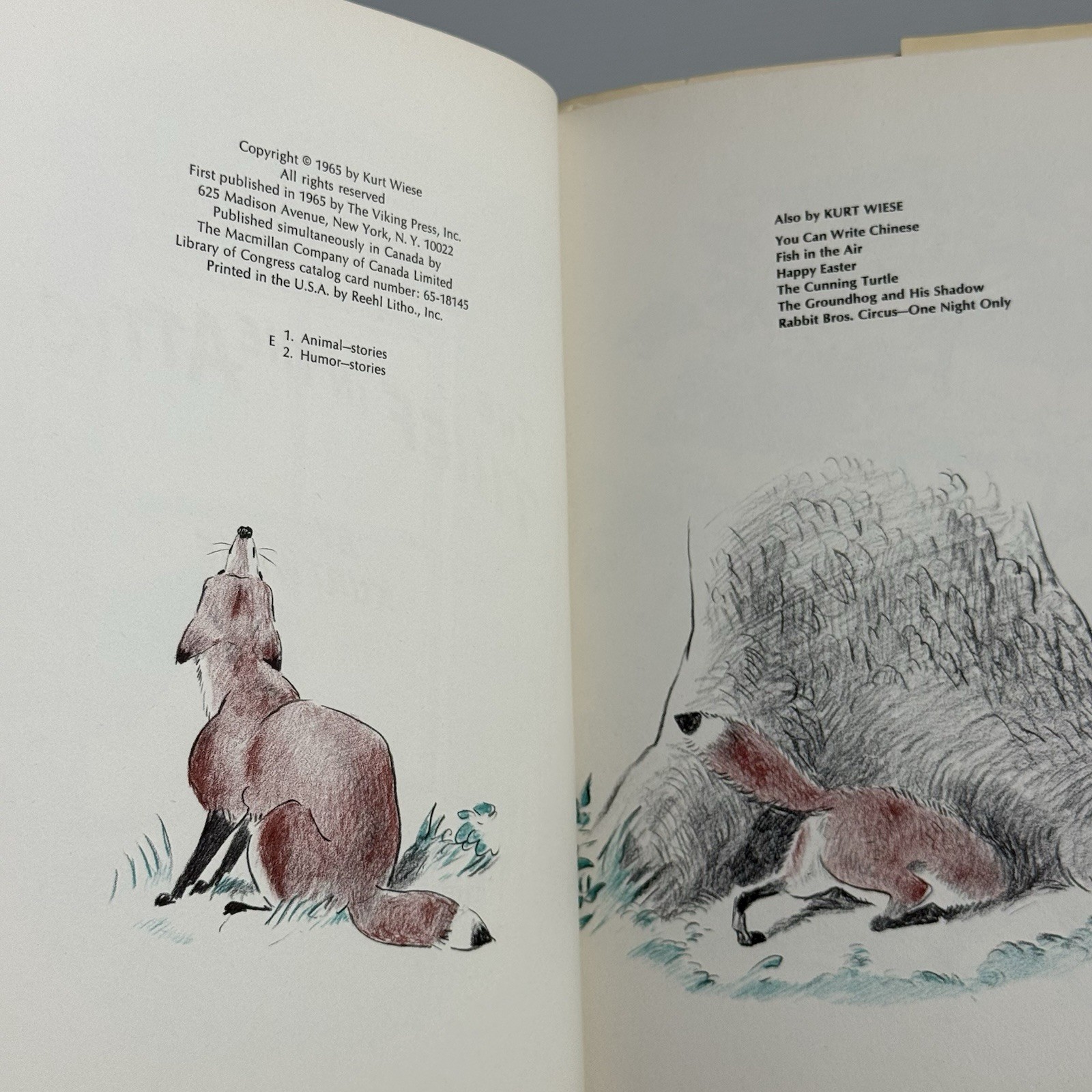 The Thief in the Attic Children’s Book Kurt Wiese Viking Press VTG 1965 HC DJ VG