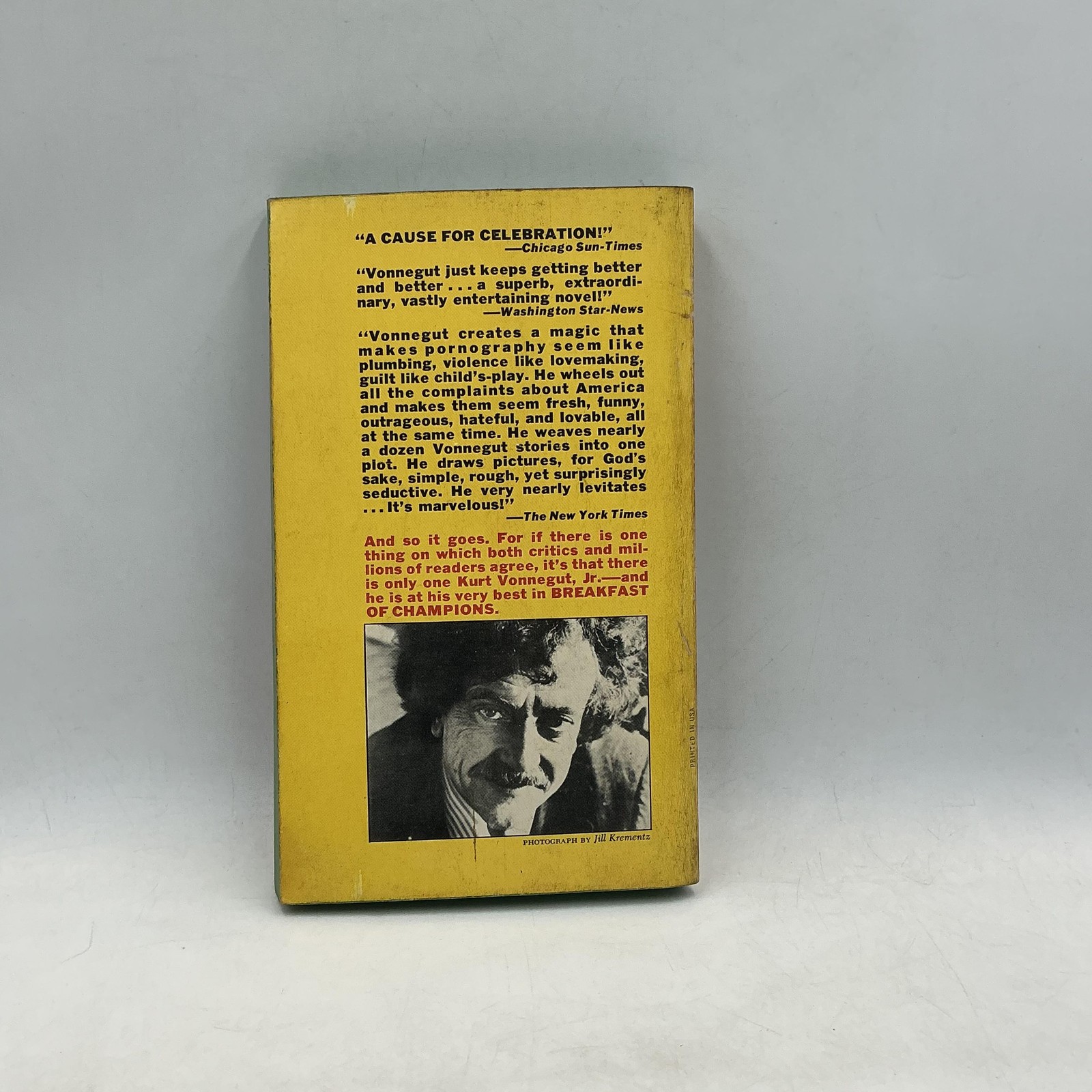 Vintage Breakfast Of Champions Kurt Vonnegut Jr Novel PB Red 1975 USA Satire