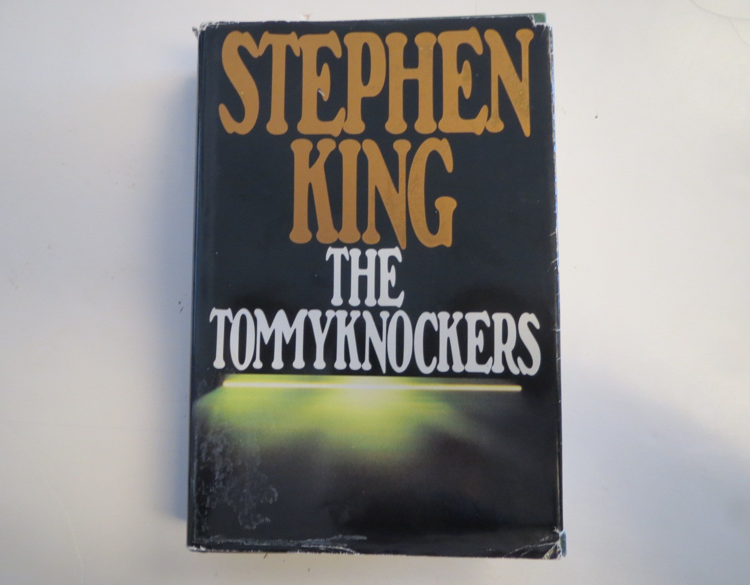 THE TOMMYKNOCKERS by Stephen King (1987) 1st Edition