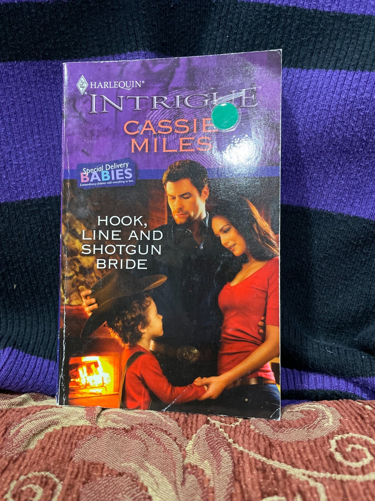 Harlequin Intrigue : Hook Line and Shotgun Bride Miles #1229 Suspense Romantic