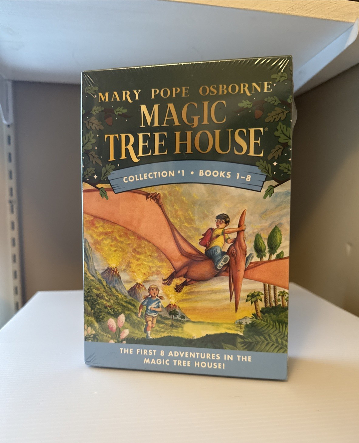 NEW / SEALED! Mary Pope Osborne MAGIC TREE HOUSE #1-8 BOXED Books SET