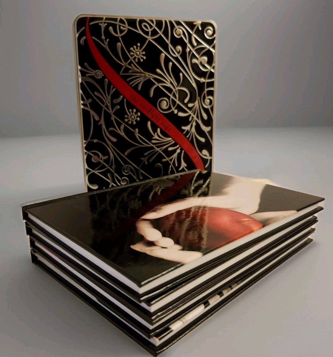 The Twilight Saga Journal Set with Keepsake Tin Box 4 Journals