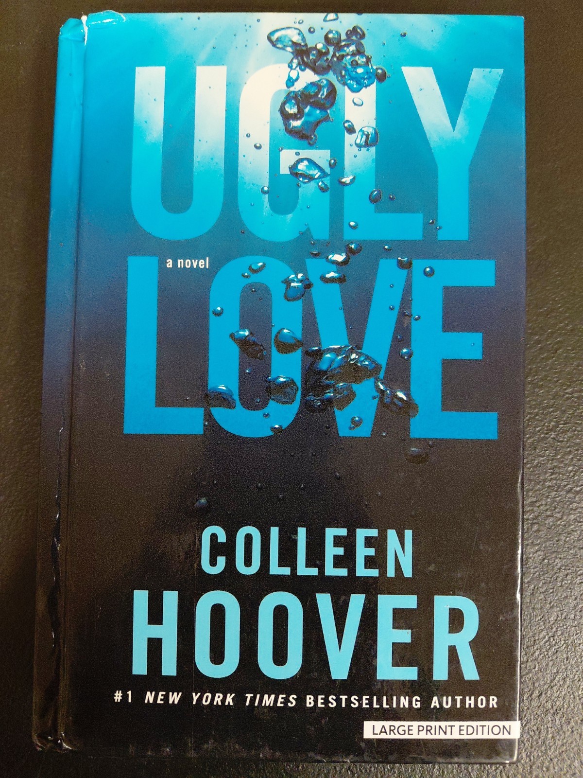 UGLY LOVE: A NOVEL (THORNDIKE PRESS LARGE PRINT ROMANCE) BY Colleen Hoover