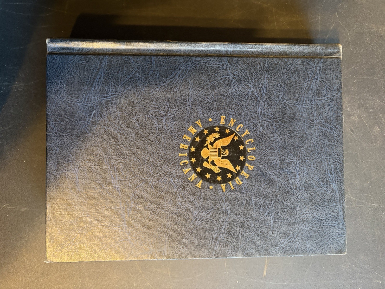 (BK1) Used Book: 1961 Encyclopedia Americana Volume 23 “Pumps to Russellville”