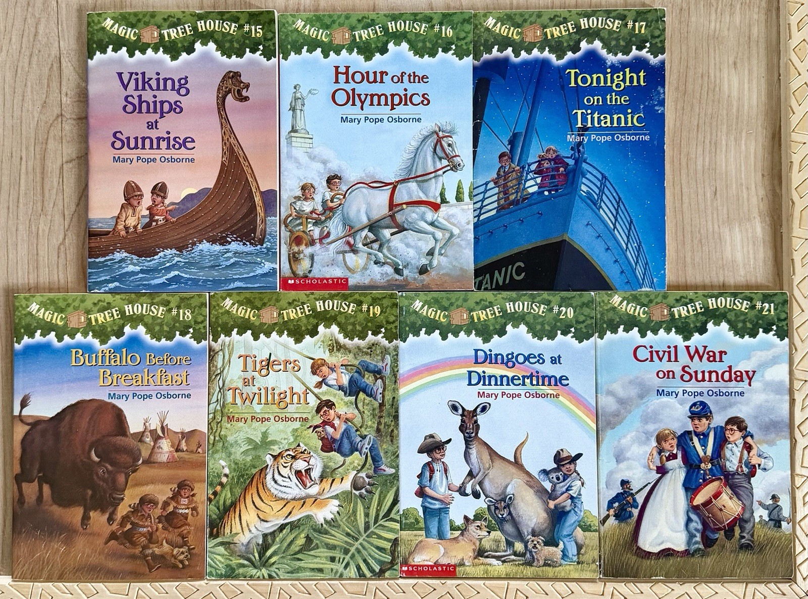 Magic Tree House Complete Set 1-28 Original Book Lot Chapter Mary Pope Osborne