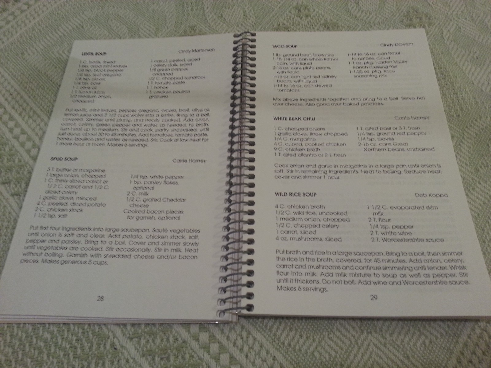 RECIPES THAT KICK! Cookbook 126 pages ROCHESTER, MN Century High Girls Soccer