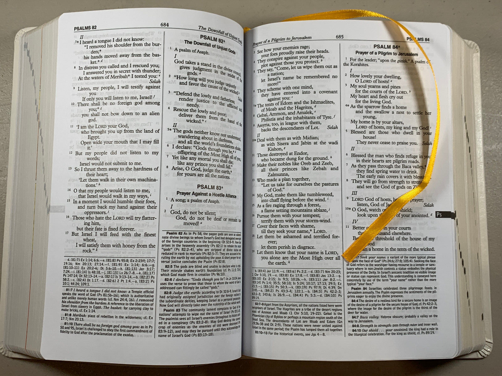 cpy 2011 New American Bible Revised Edition St. Joseph White T-609 609/19W NABRE