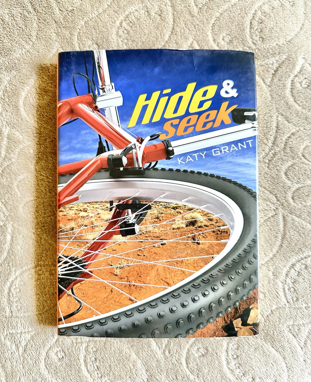 HIDE & SEEK BY KATY GRANT BOOK FOR AGES 9 YEARS AND UP