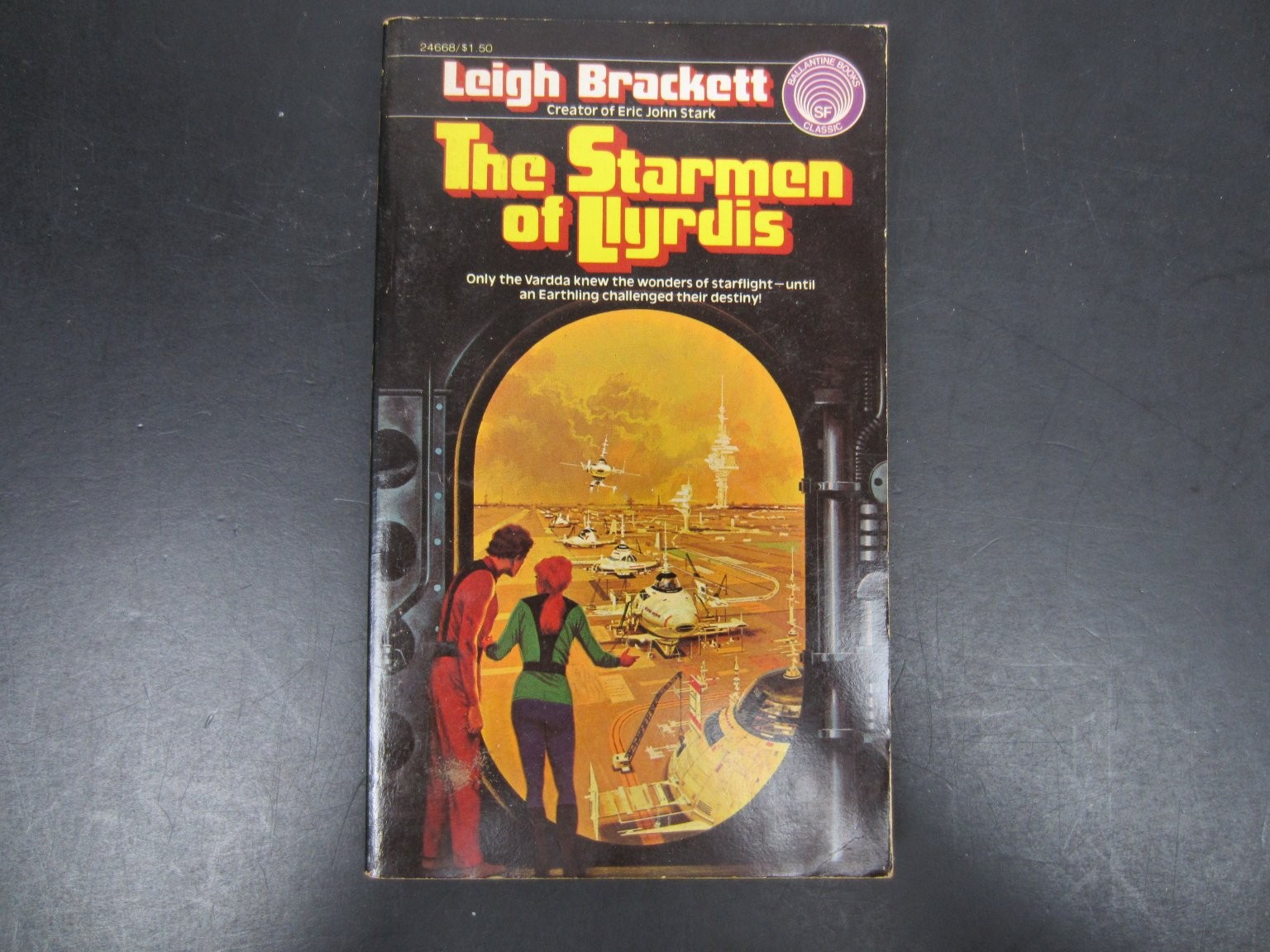 Starmen of Llyrdis Leigh Brackett 1976 First Printing Ballantine Science Fiction