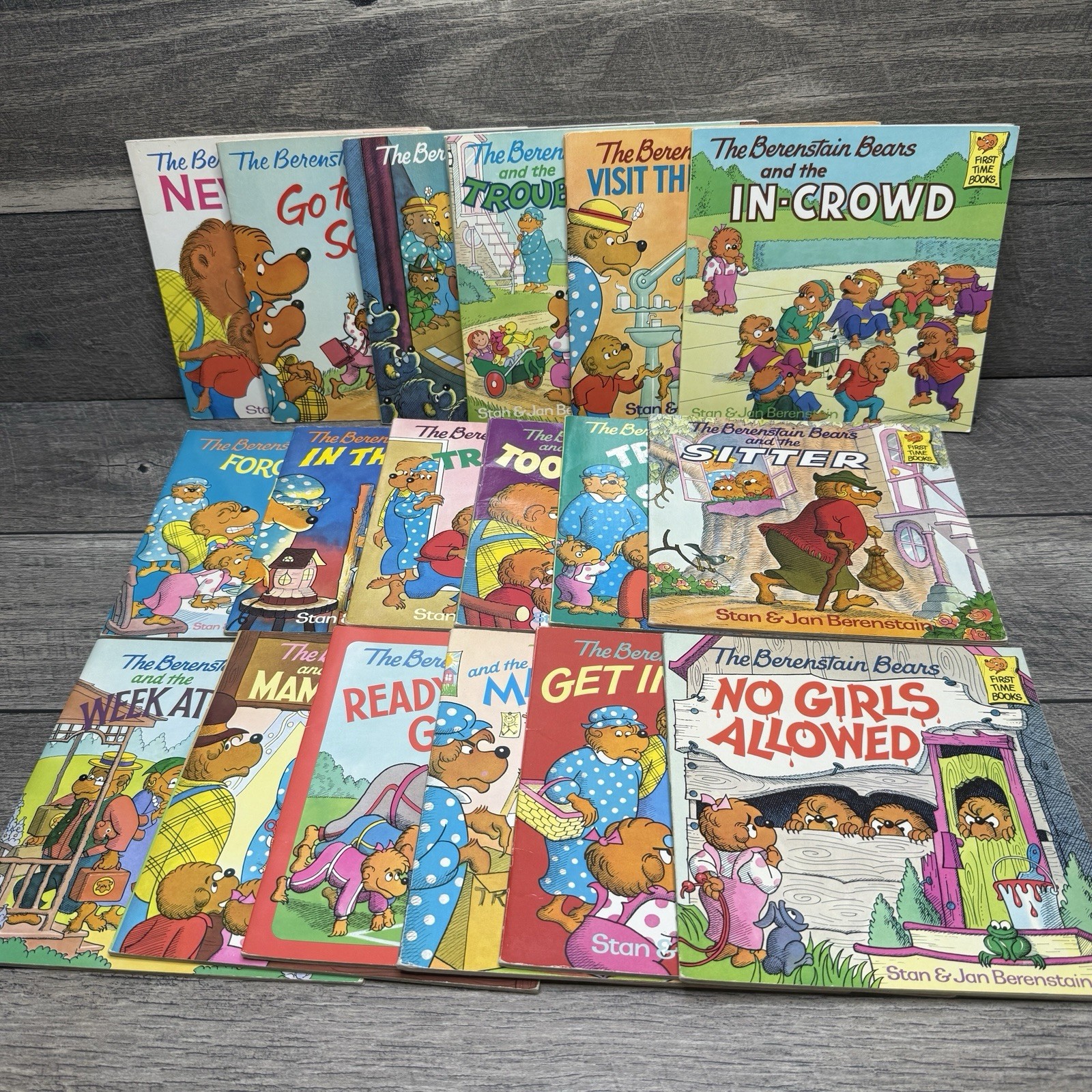 Lot of 18 Berenstain Bears First Time Picture Books Jan & Stan Berenstain 1980’s