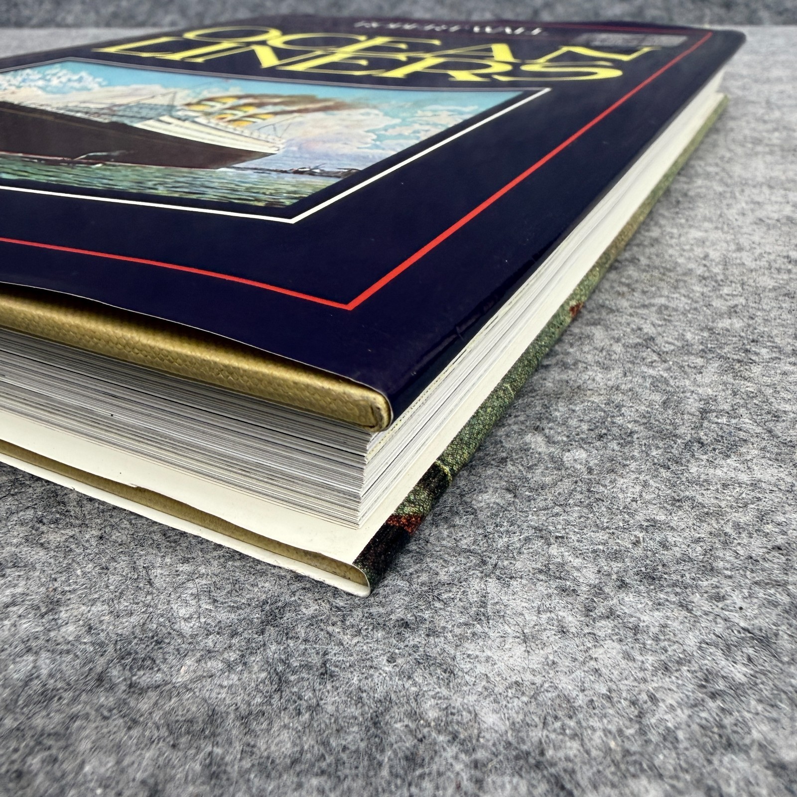 Ocean Liners Robert Wall 1977 Hardcover Dust Jacket Illustrated Titanic