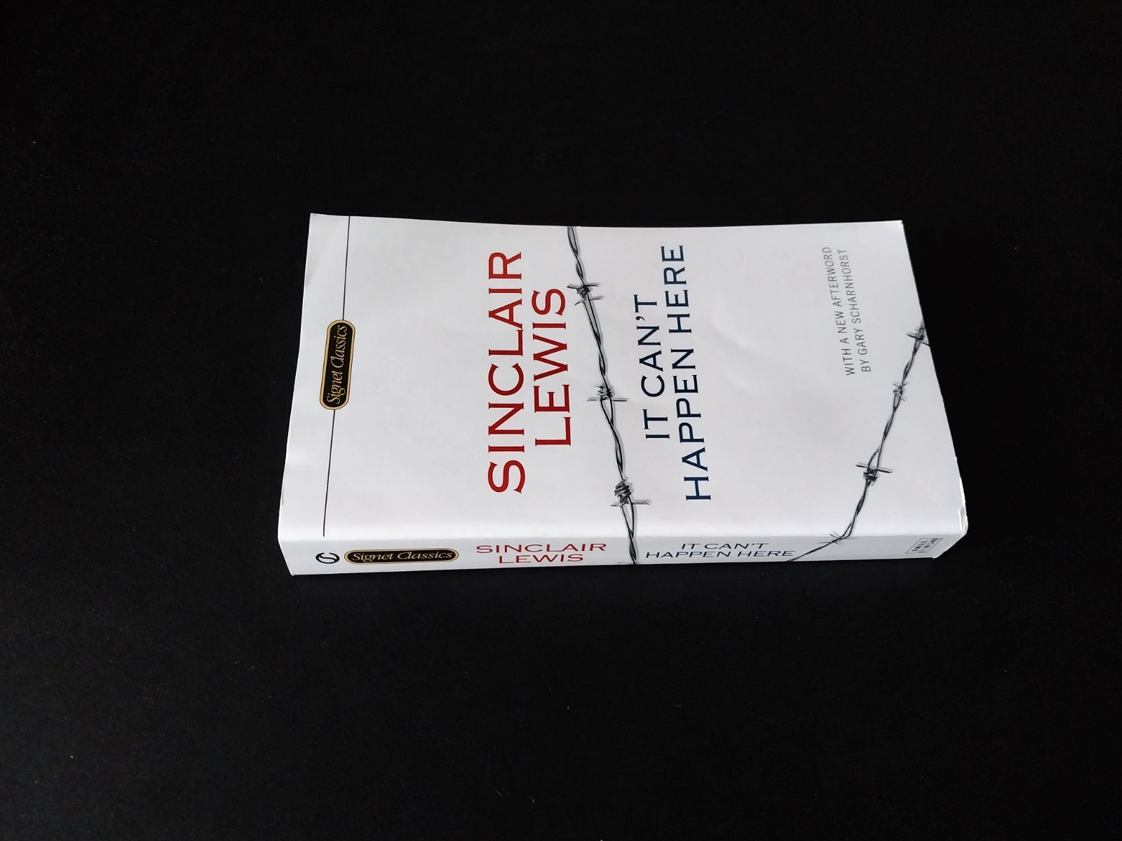 Sinclair Lewis – It Can’t Happen Here – Signet Classics 9th Printing