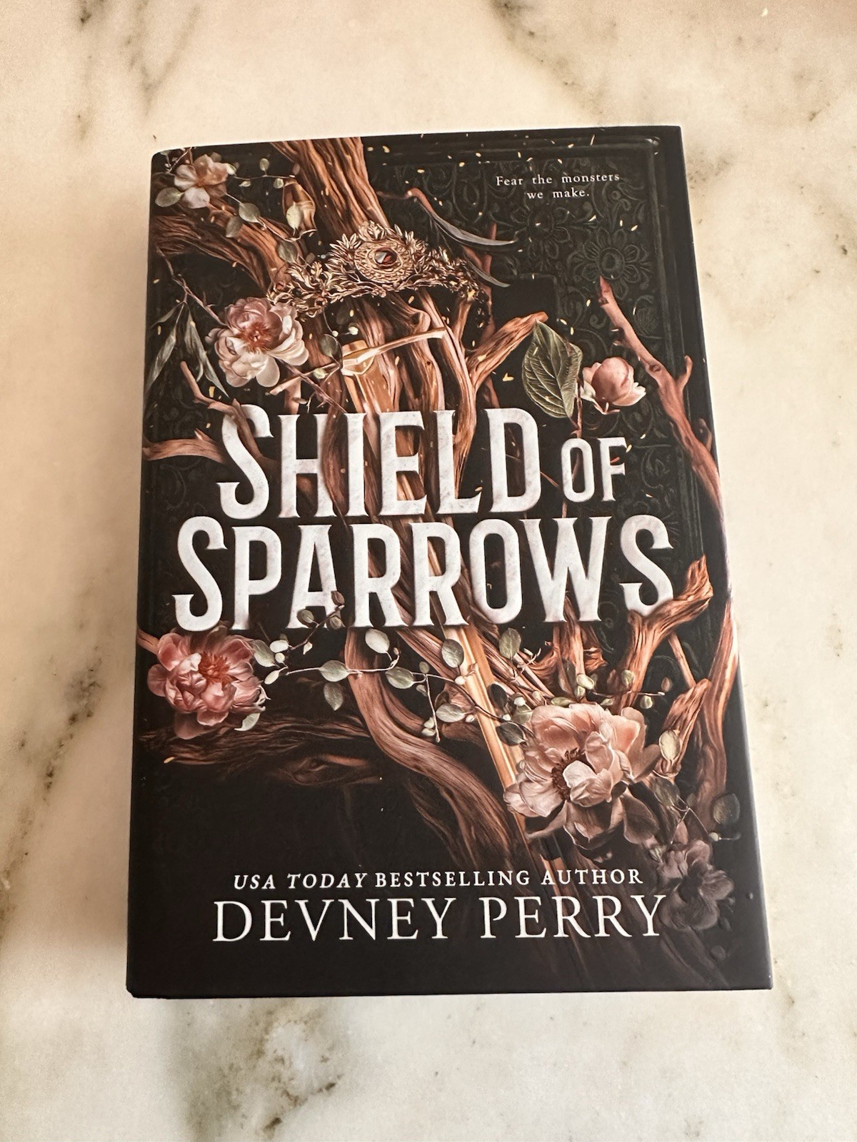 SIGNED Shield of Sparrows Deluxe Edition Sprayed Edges Devney Perry 1st Edition