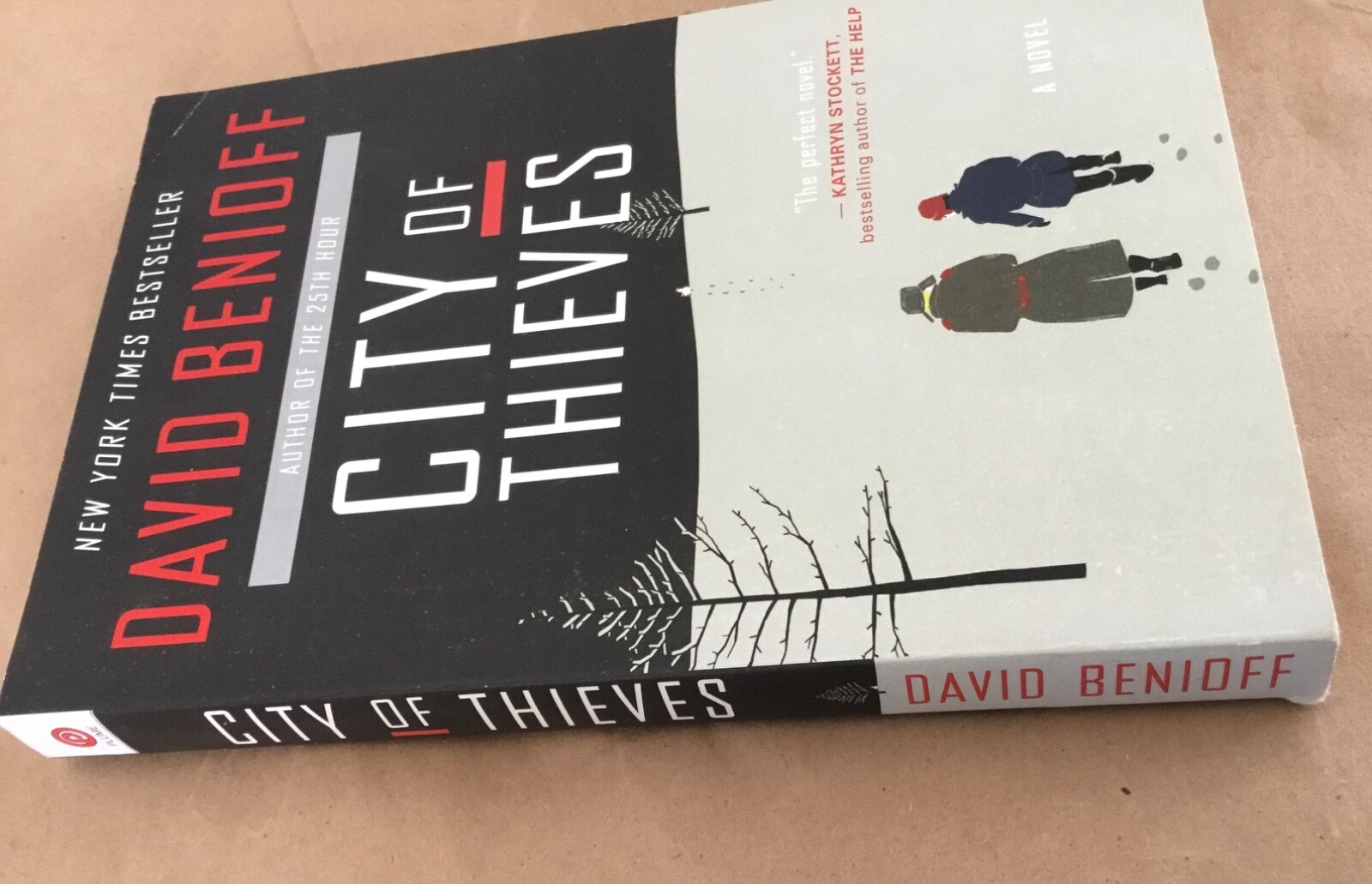 City of Thieves 2009 book 1st Plume ed softcover David Benioff Game of Thrones