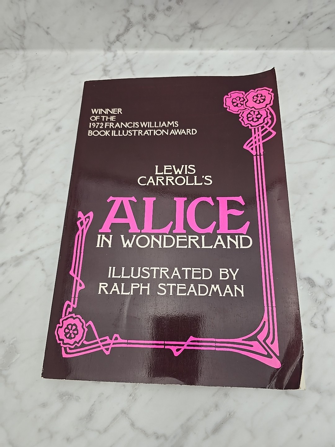 Alice in Wonderland L. Carroll Paperback ~ Illustrated by Ralph Steadman