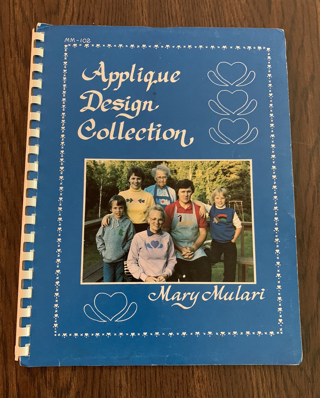Appliqué Design Collection paperback Pattern Book Mary Mulari 56 pages MM-102