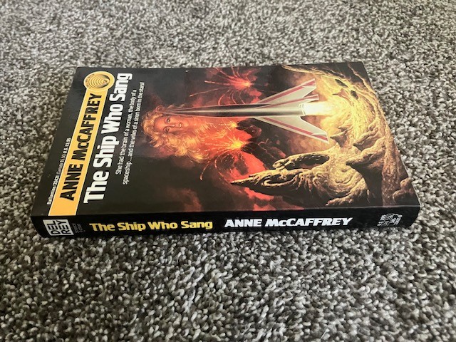 The Ship Who Sang by Anne McCaffrey (1989, Mass Market Paperback)