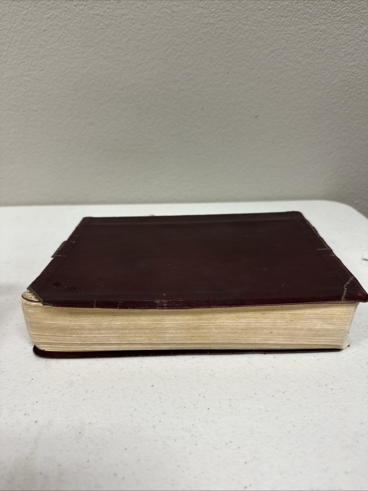 1997 MacArthur Study Bible John MacArthur NKJV Bonded Leather Study Bible