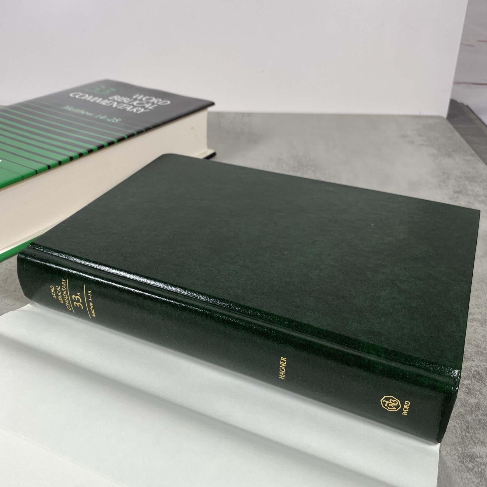 Word Biblical Commentary Vol. 33A & 33B, Matthew 1-13 & 14-28 Donald A Hagner