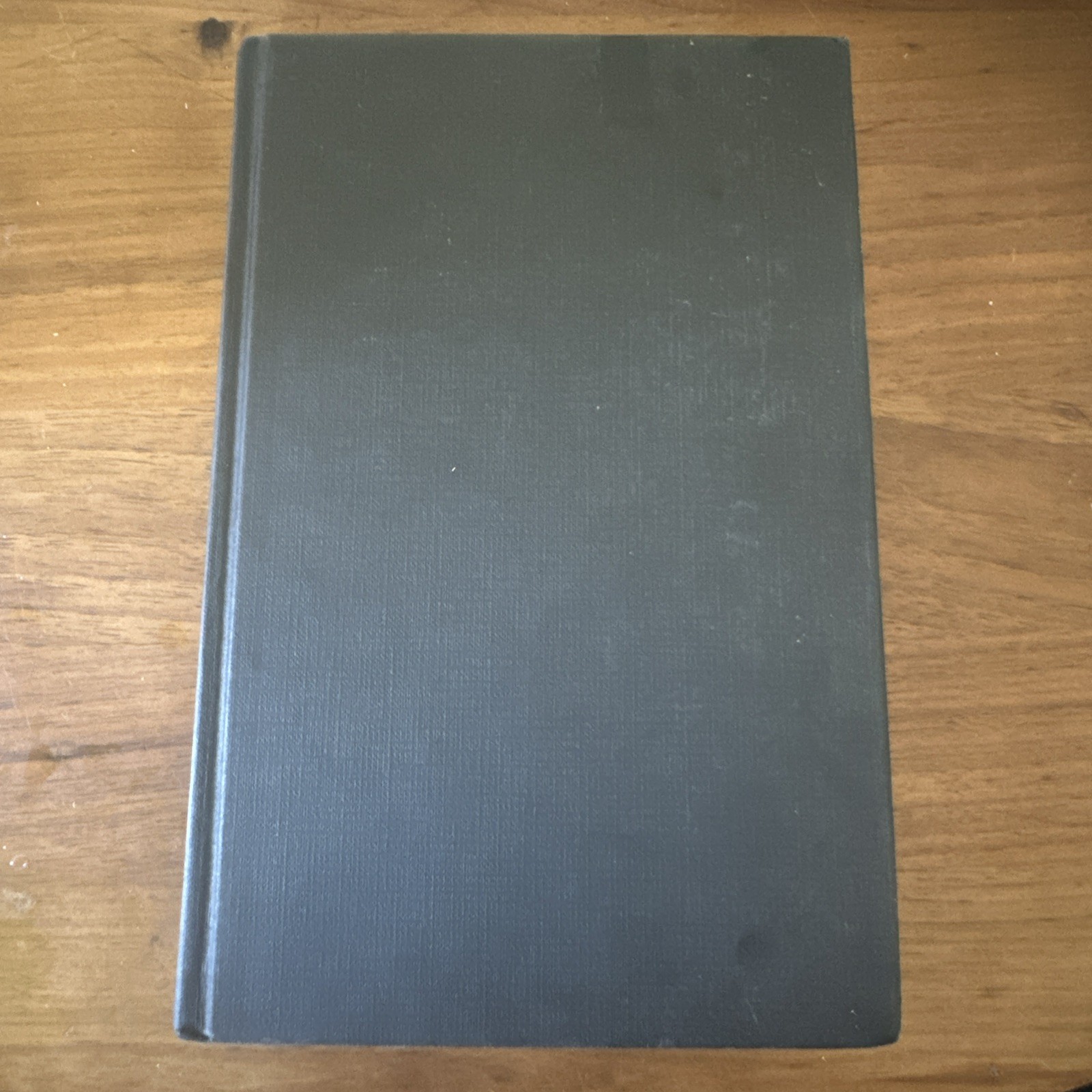 RARE – Asesino en la Oscuridad Anne Perry Hardcover Book First Edition