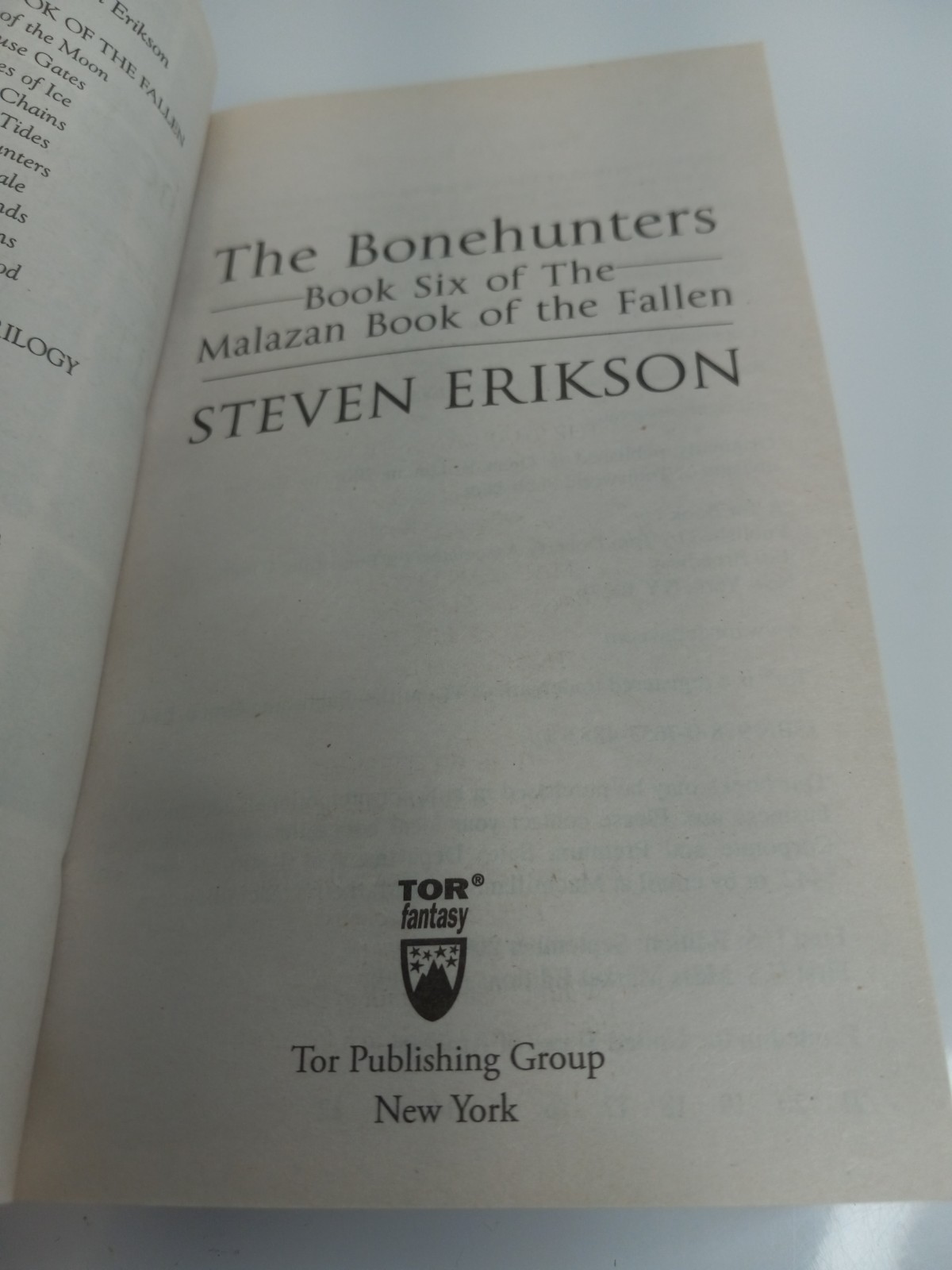 The Bonehunters (Malazon-PB) By Steven Erikson