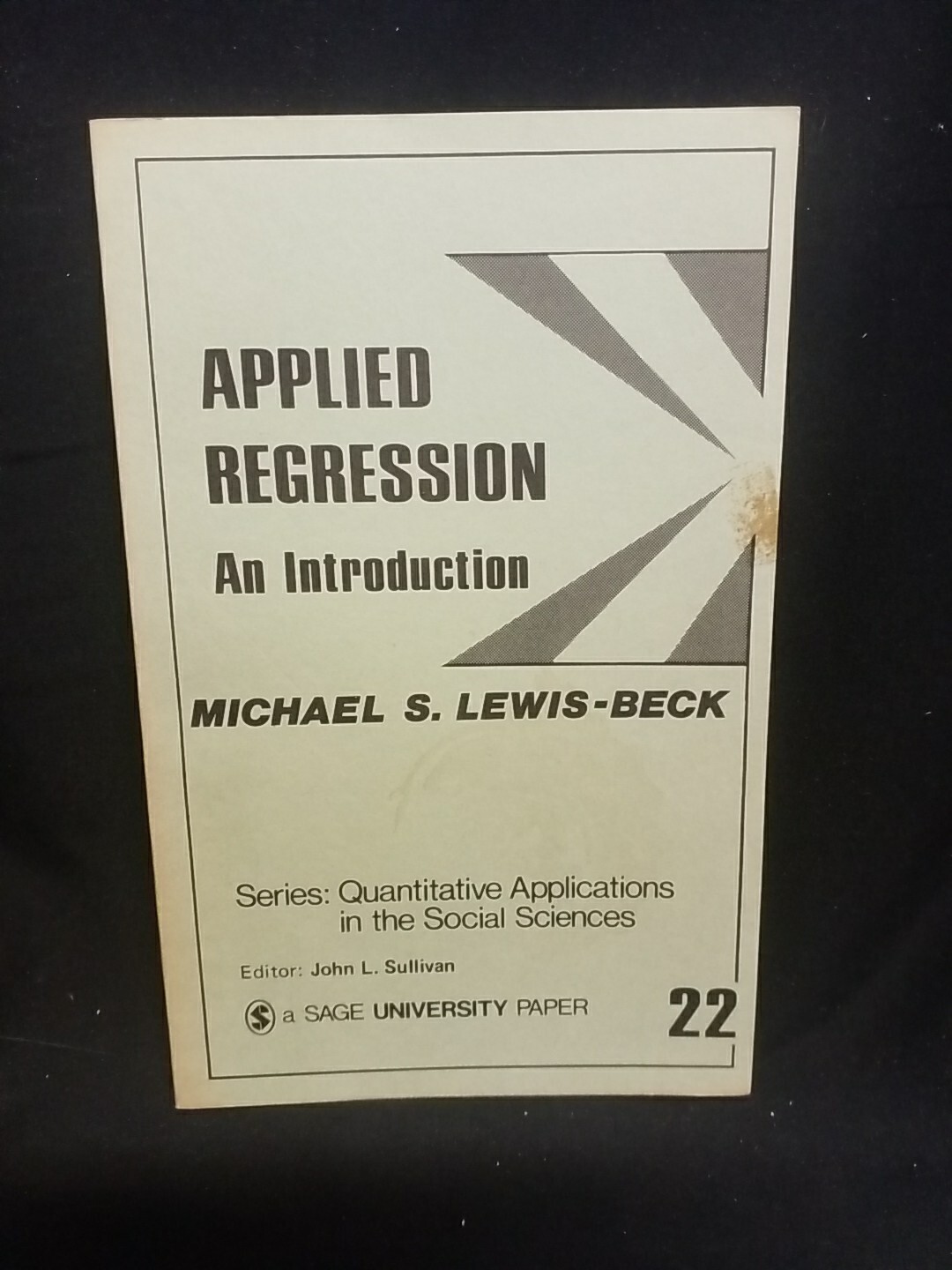 Series: Quantitative Apps in Social Sciences #22, 1980 Applied Regression