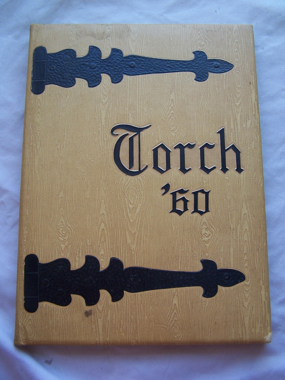 1960 C. A. BOUTON JR. & SR. HIGH SCHOOL YEARBOOK VOORHEESVILLE, NEW YORK TORCH