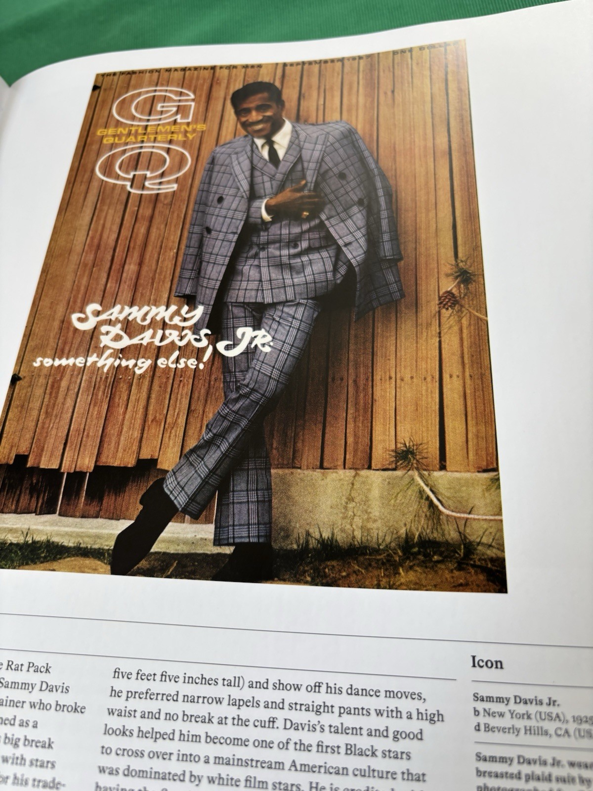 The Men’s Fashion Book – Hardcover, by Phaidon Famous People Designers Musicians