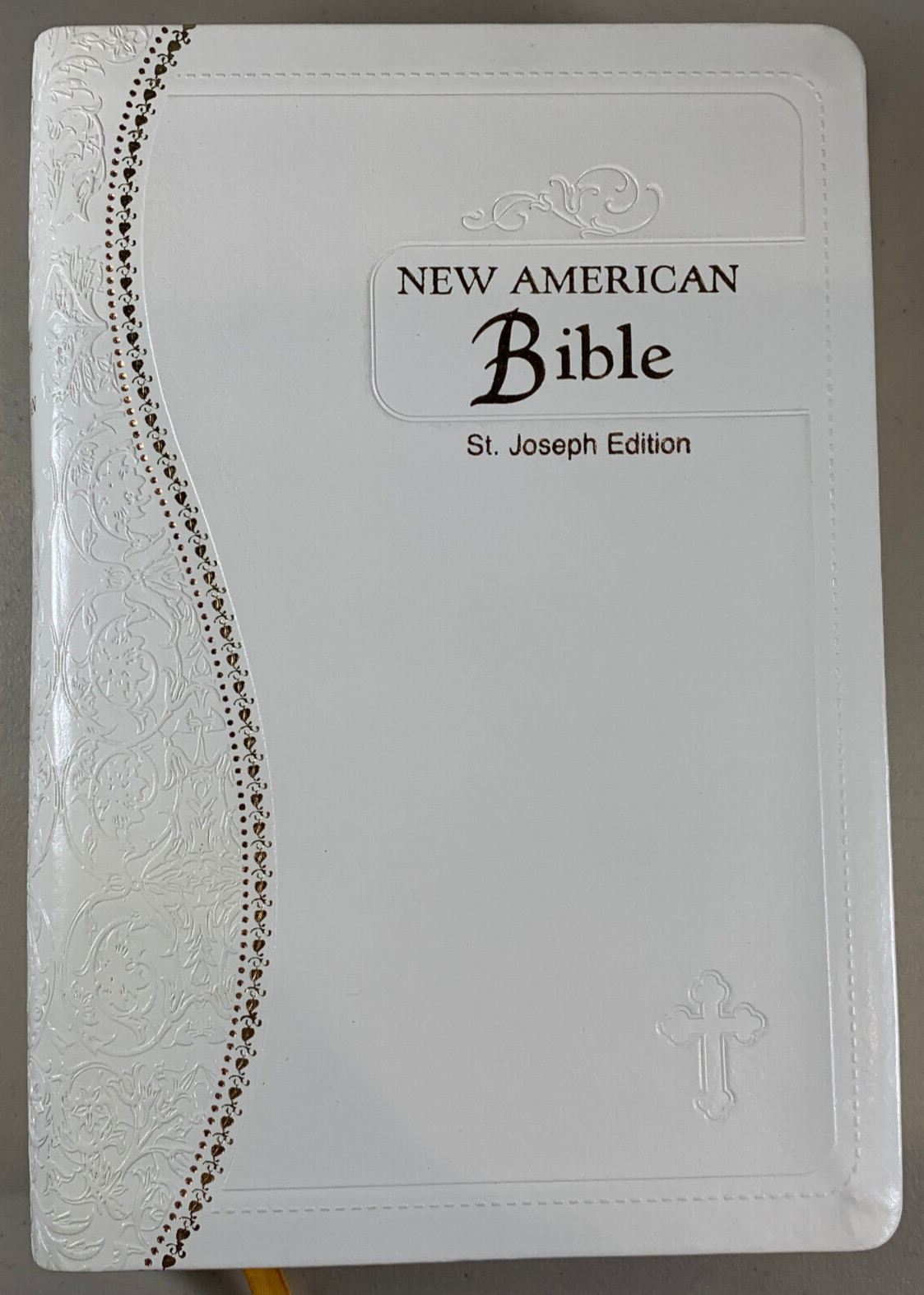 cpy 2011 New American Bible Revised Edition St. Joseph White T-609 609/19W NABRE