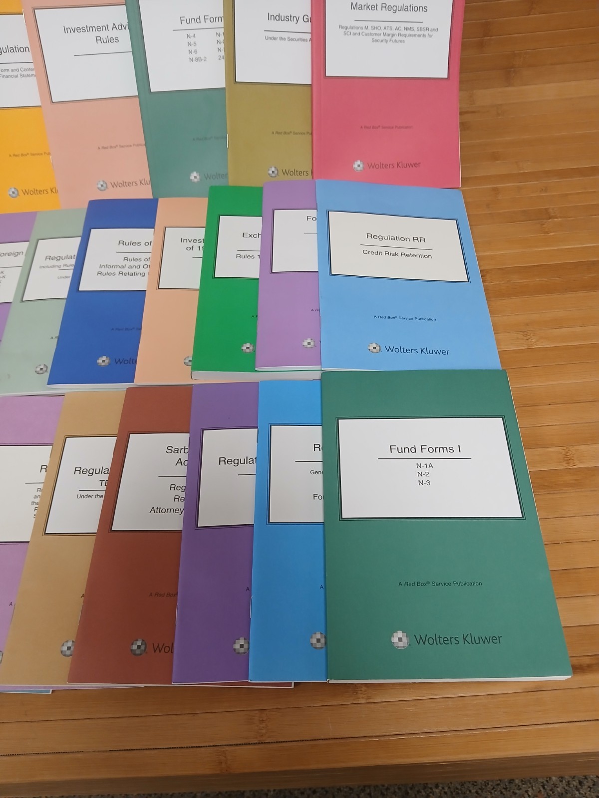 Lot of 17 Wolters Kluwer Securities & Exchange 2021 Books + 6 Extra