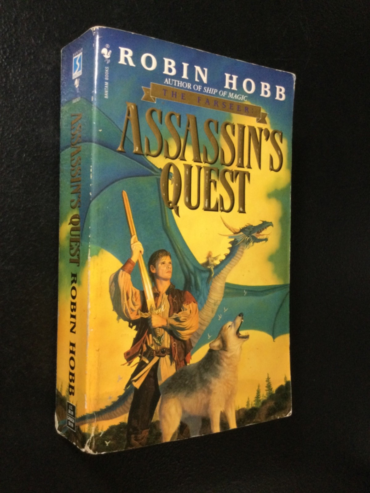 Assassin’s Quest by Robin Hobb 1997 Paperback (Farseer #3) VG