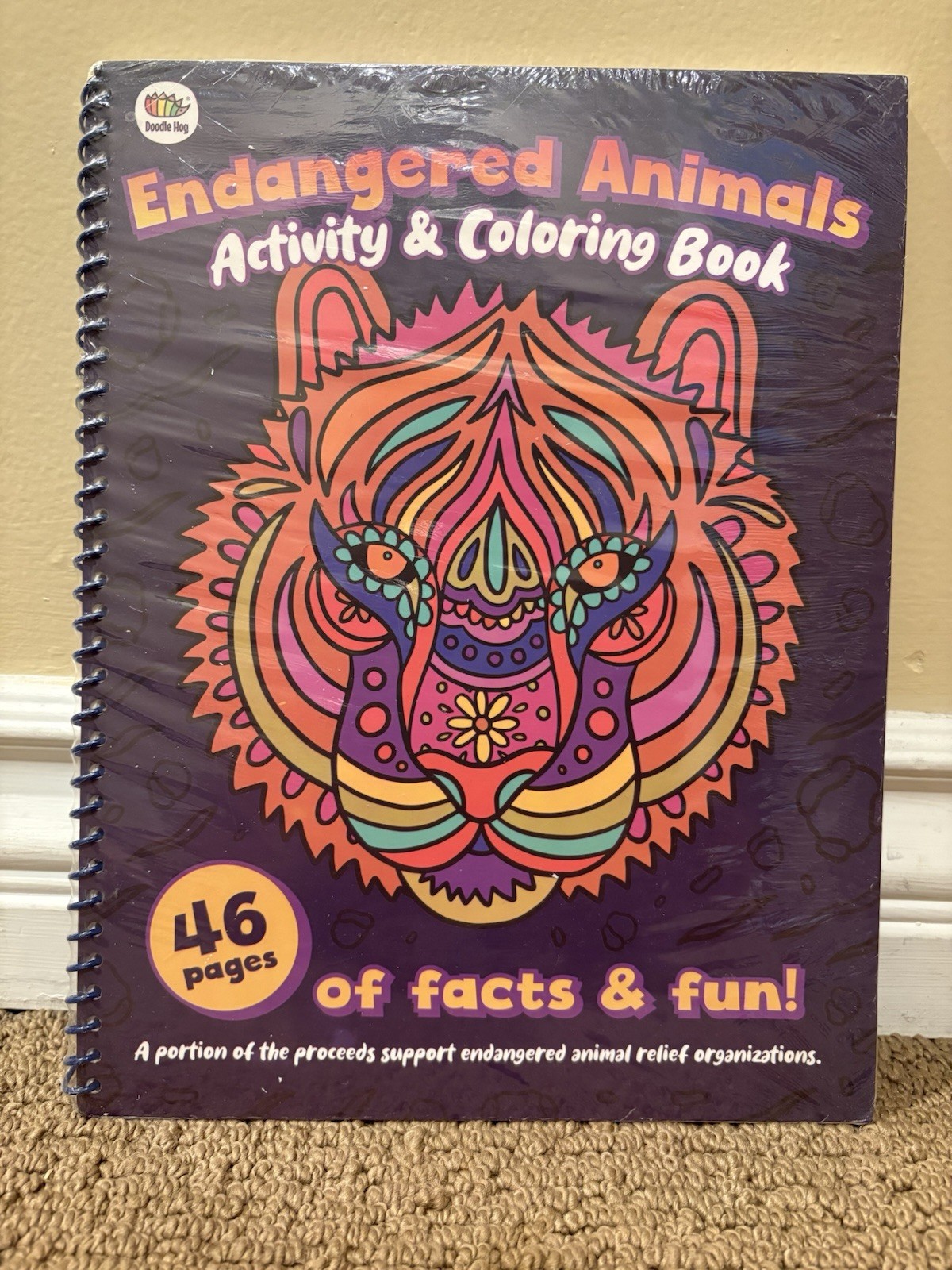 NEW/SEALED-ENDANGERED ANIMALS ACTIVITY & COLORING BOOK~46 PAGES OF FACTS & FUN
