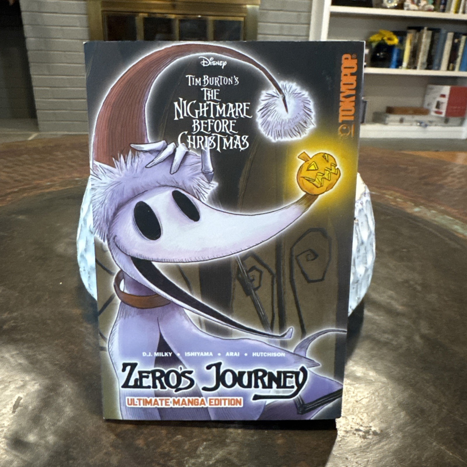 Disney Manga: Tim Burtons The Nightmare Before Christmas Zeros Journey (Ult…