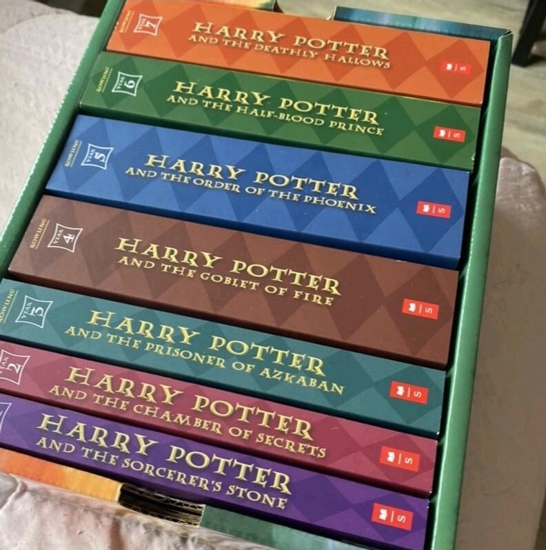 Harry Potter The Complete Series Books 1-7 Scholastic Paperback Set J.K. Rowling
