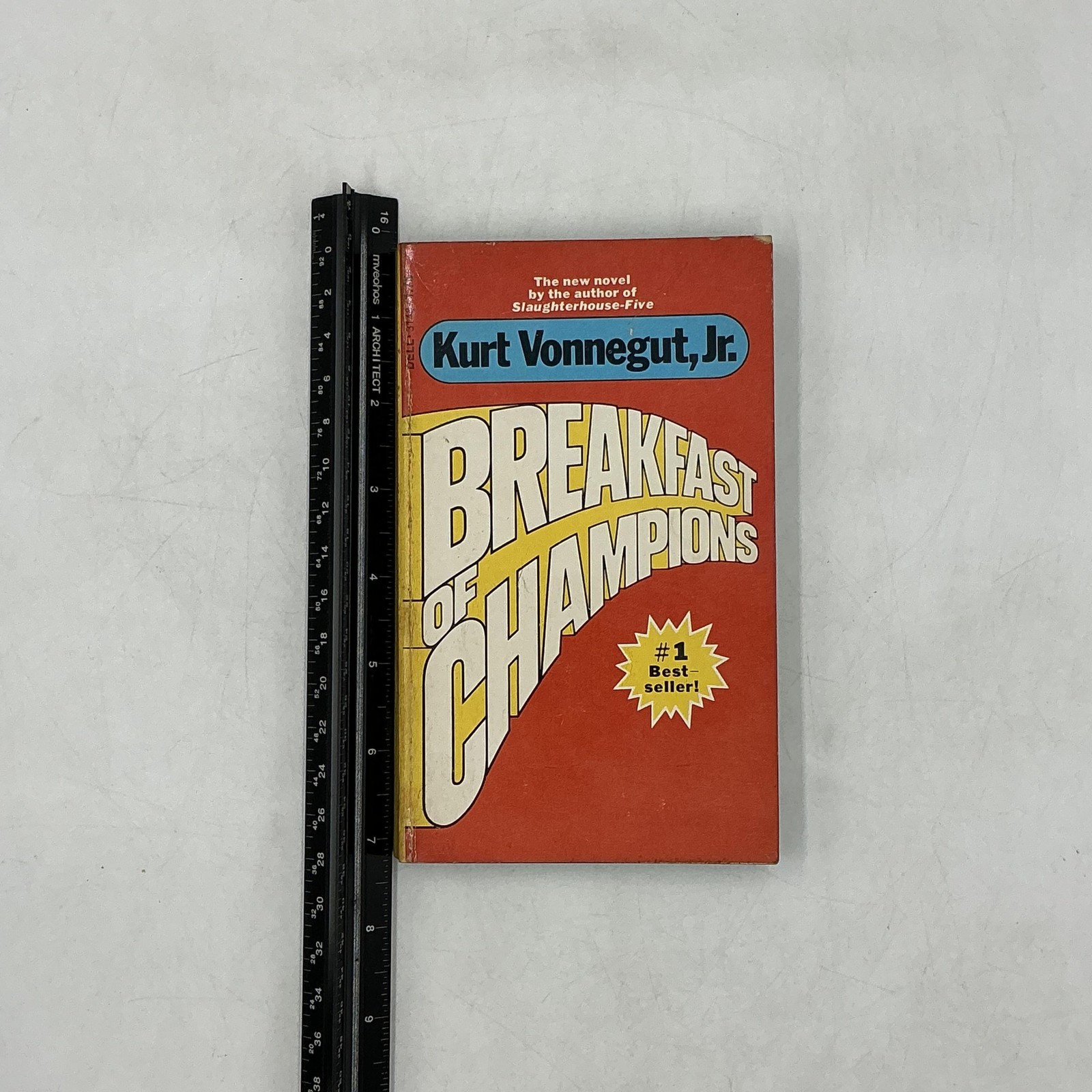 Vintage Breakfast Of Champions Kurt Vonnegut Jr Novel PB Red 1975 USA Satire