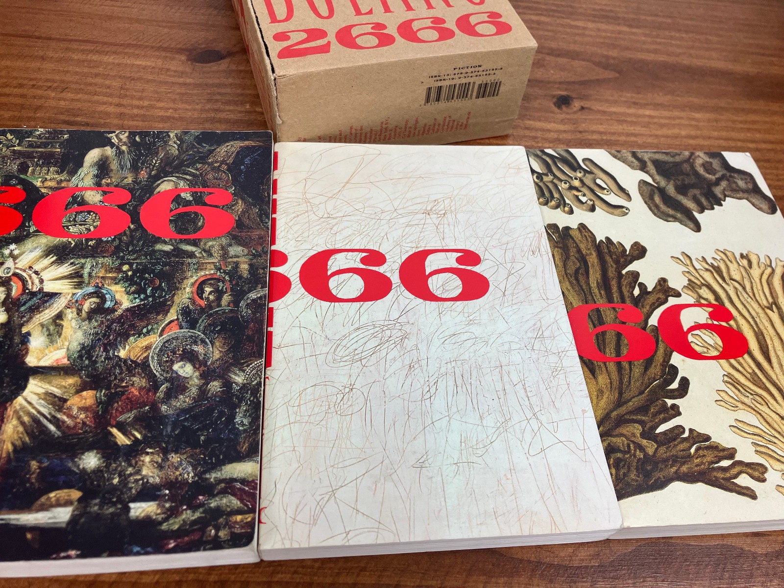 2666 by Roberto Bolaño (2008, Paperback) 3-Book Series Box Set English