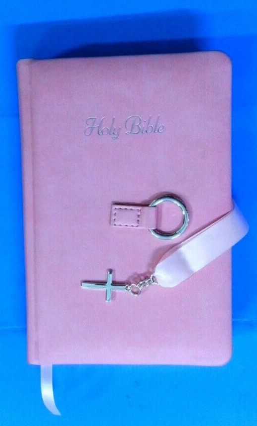 Simply Charming Bible: Pink Edition – Hardcover By Thomas Nelson – GOOD