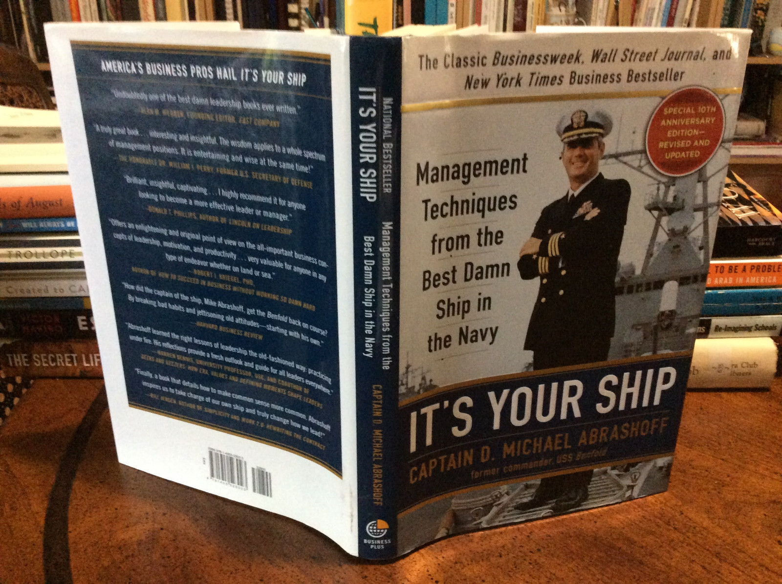 It’s Your Ship Capt. Michael Abrashoff Management Techniques HC/DJ VG