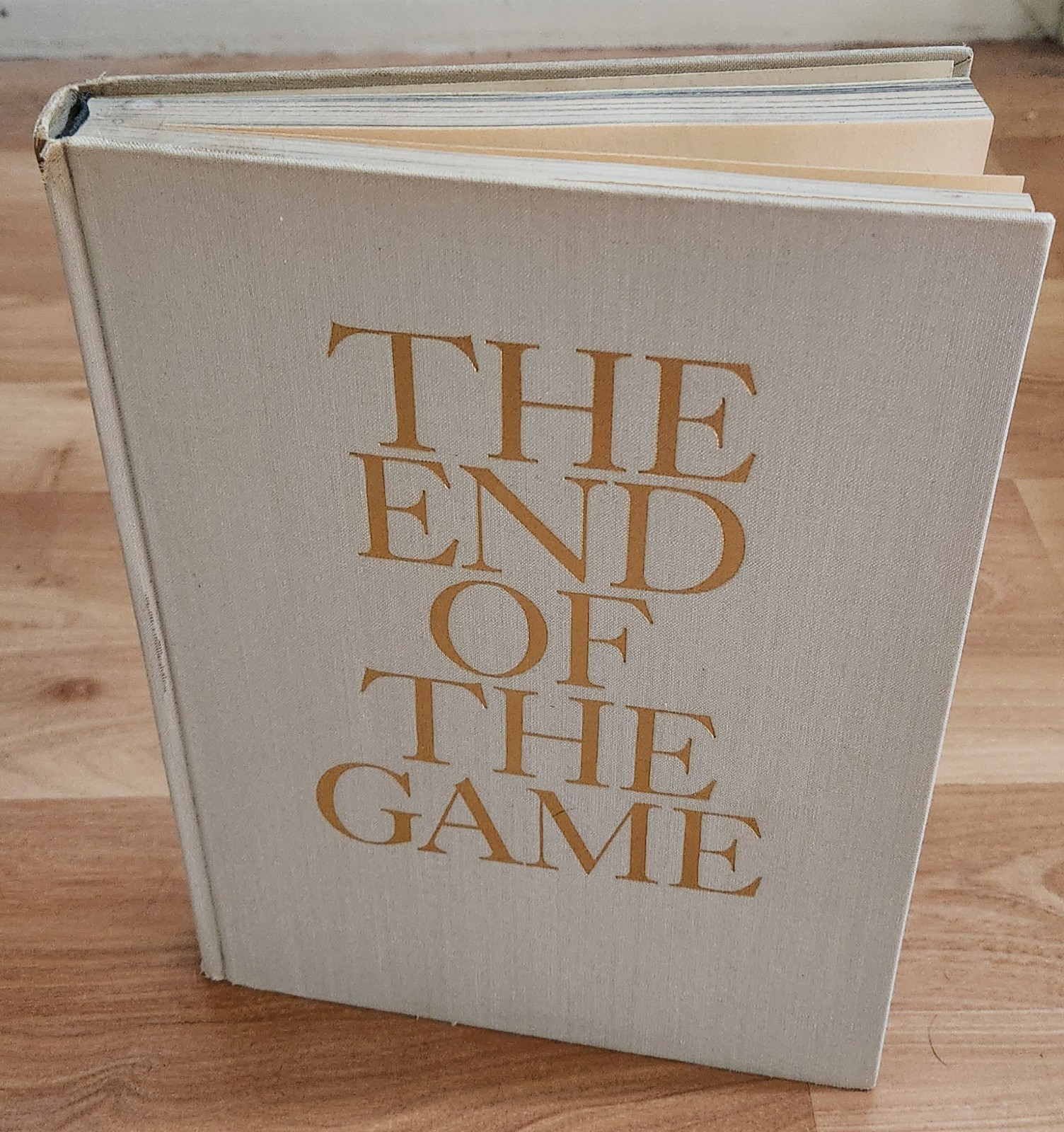 The End of the Game Peter Beard 1st Edition HC Dustjacket ICP Insert Read Detail