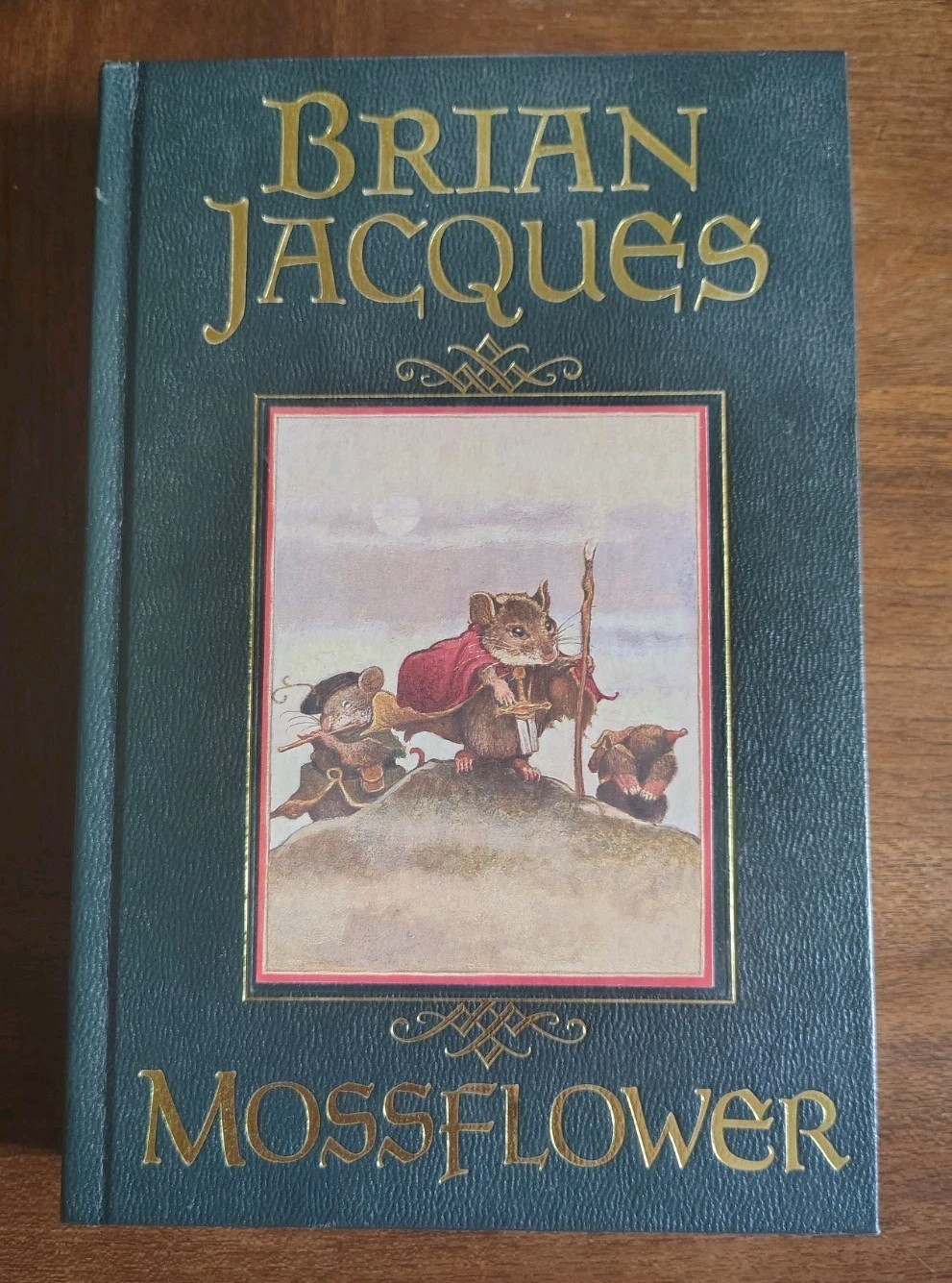 *Collector’s Edition* Mossflower by Brian Jacques (2004, Hardcover)