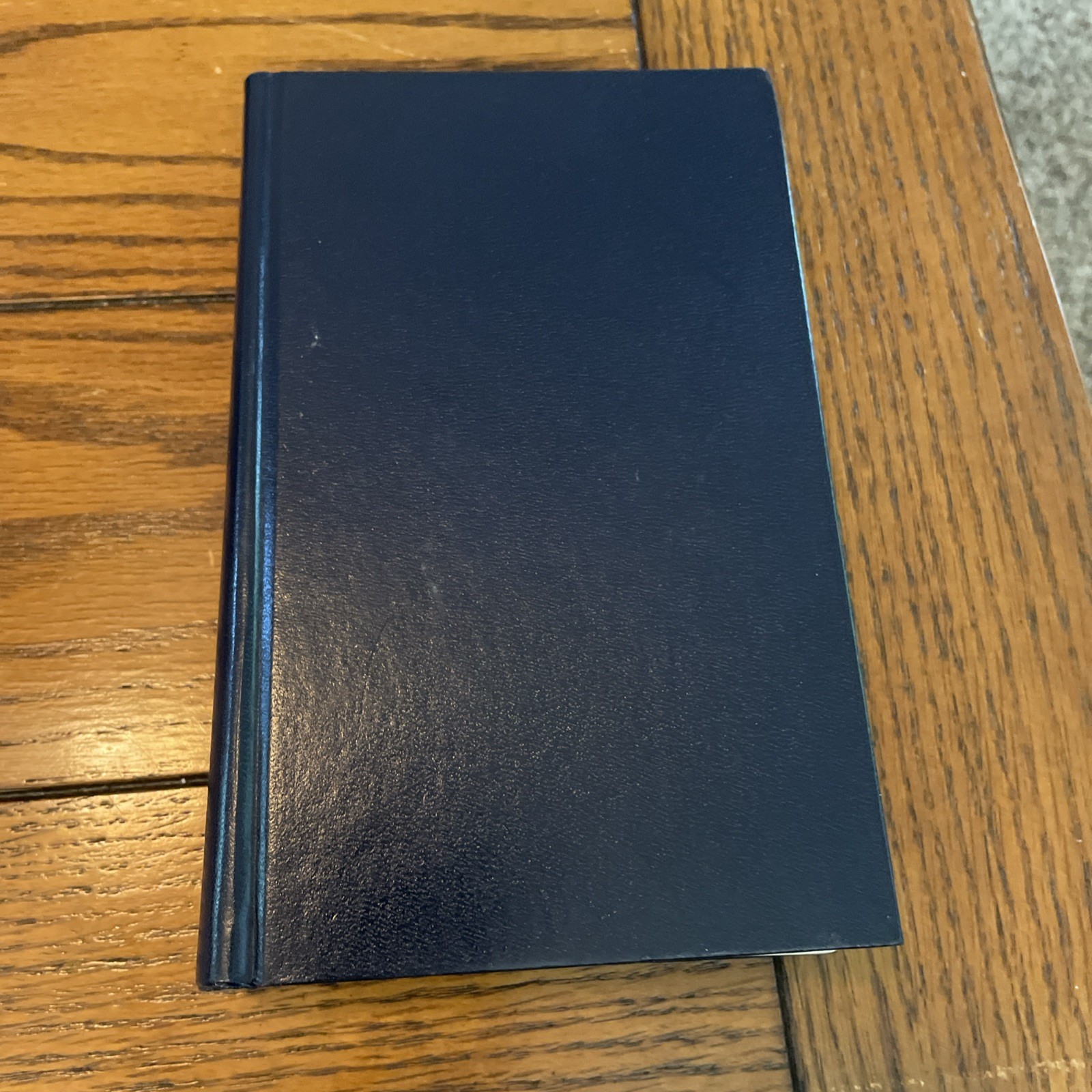 THE FIRST EVER KABBALISTIC SHABBAT PRAYER BOOK: SIDDUR By Rabbi Berg – Hardcover