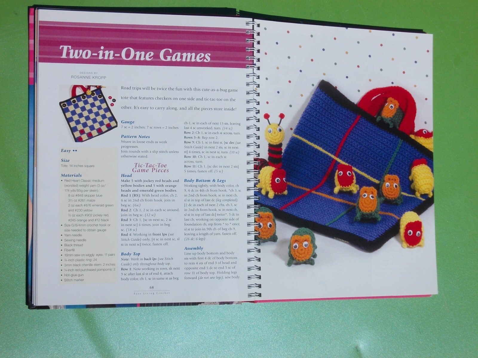 EASY LIVING CROCHET EDITED BY CAROL ALEXANDER SPIRAL-BOUND 2005 176 PAGES