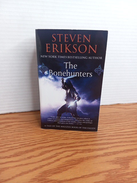 The Bonehunters (Malazon-PB) By Steven Erikson