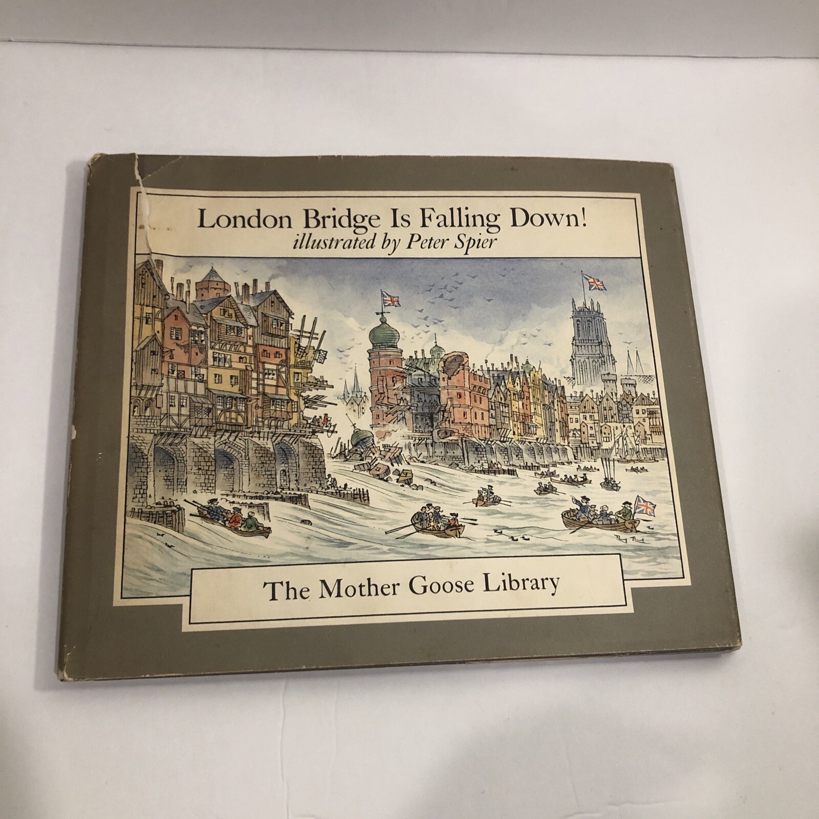 London Bridge Is Falling Down! Peter Spier First Edition 1967 HC w/ DJ VERY GOOD