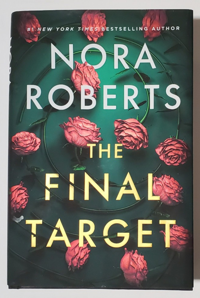 The Final Target – Hardcover, by Nora Roberts – Very Good Conditon