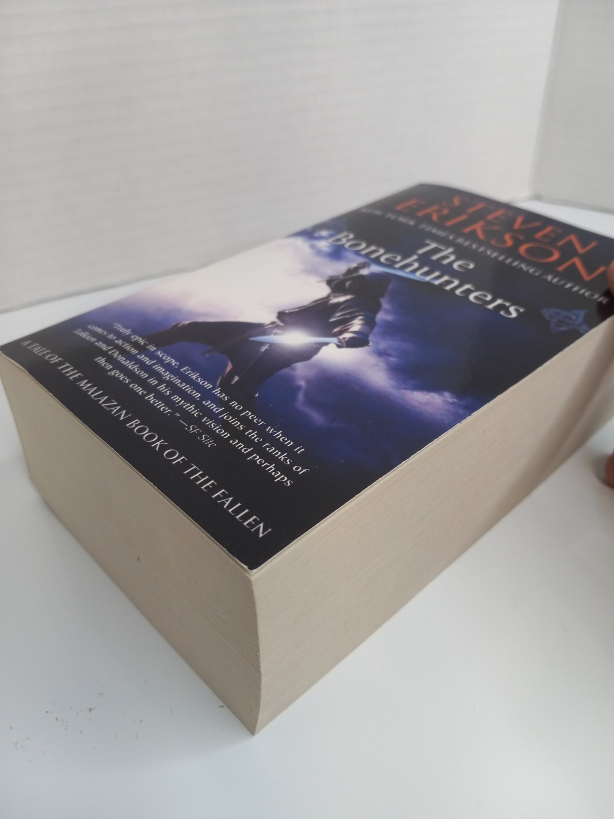 The Bonehunters (Malazon-PB) By Steven Erikson