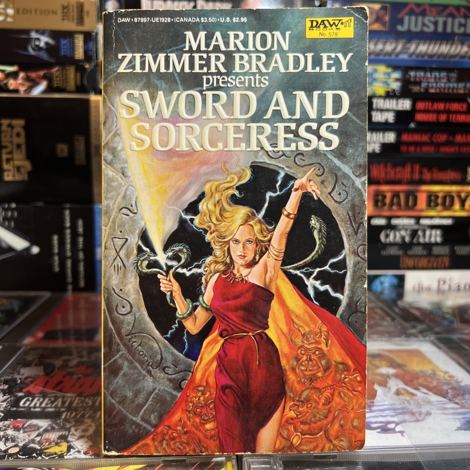 Sword and Sorceress, ed. by Marion Zimmer Bradley – DAW #578 PBK 1st 1984