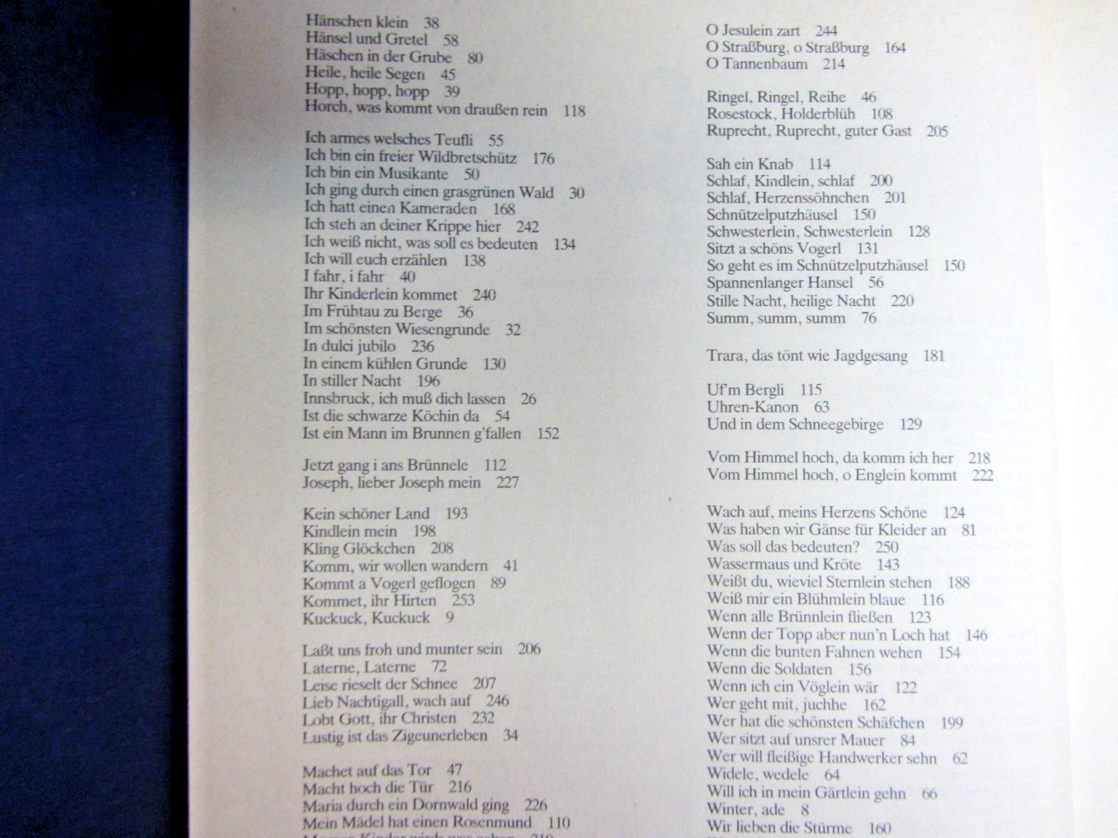 DIE SCHONSTEN VOLKS-UND KINDERLIEDER, DELPHIN VERLAG, GERMANY, 1981, 255 PAGES
