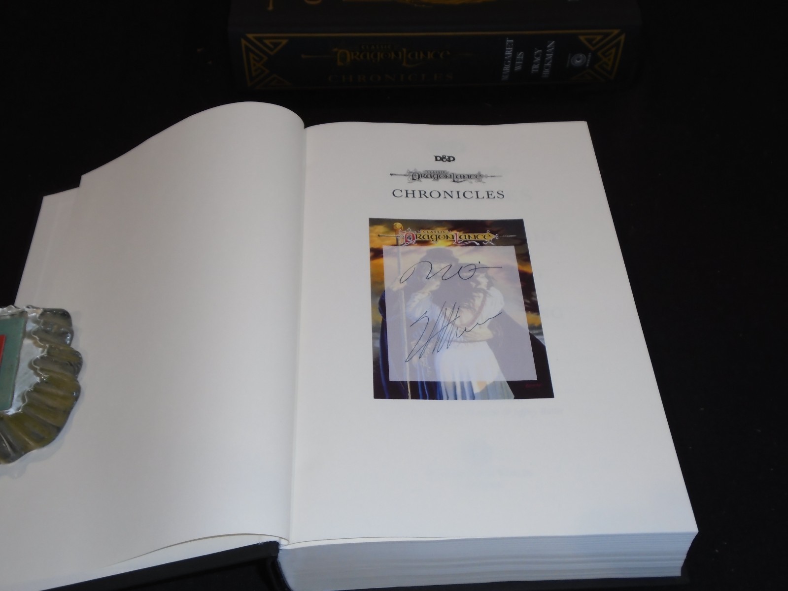 Signed M Weis & T Hickman DragonLance Chronicles US Ed Before GameOfThrones