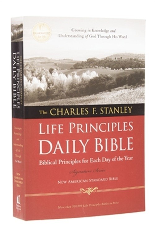 Charles F. Stanley Life Principles Daily Bible-NASB (Paperback or Softback)